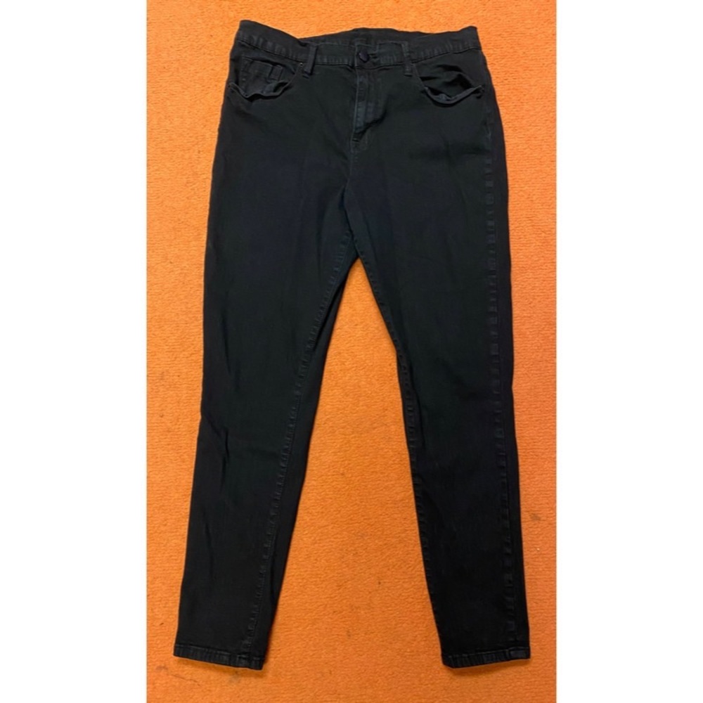 BDG Twig high rise jeans in black